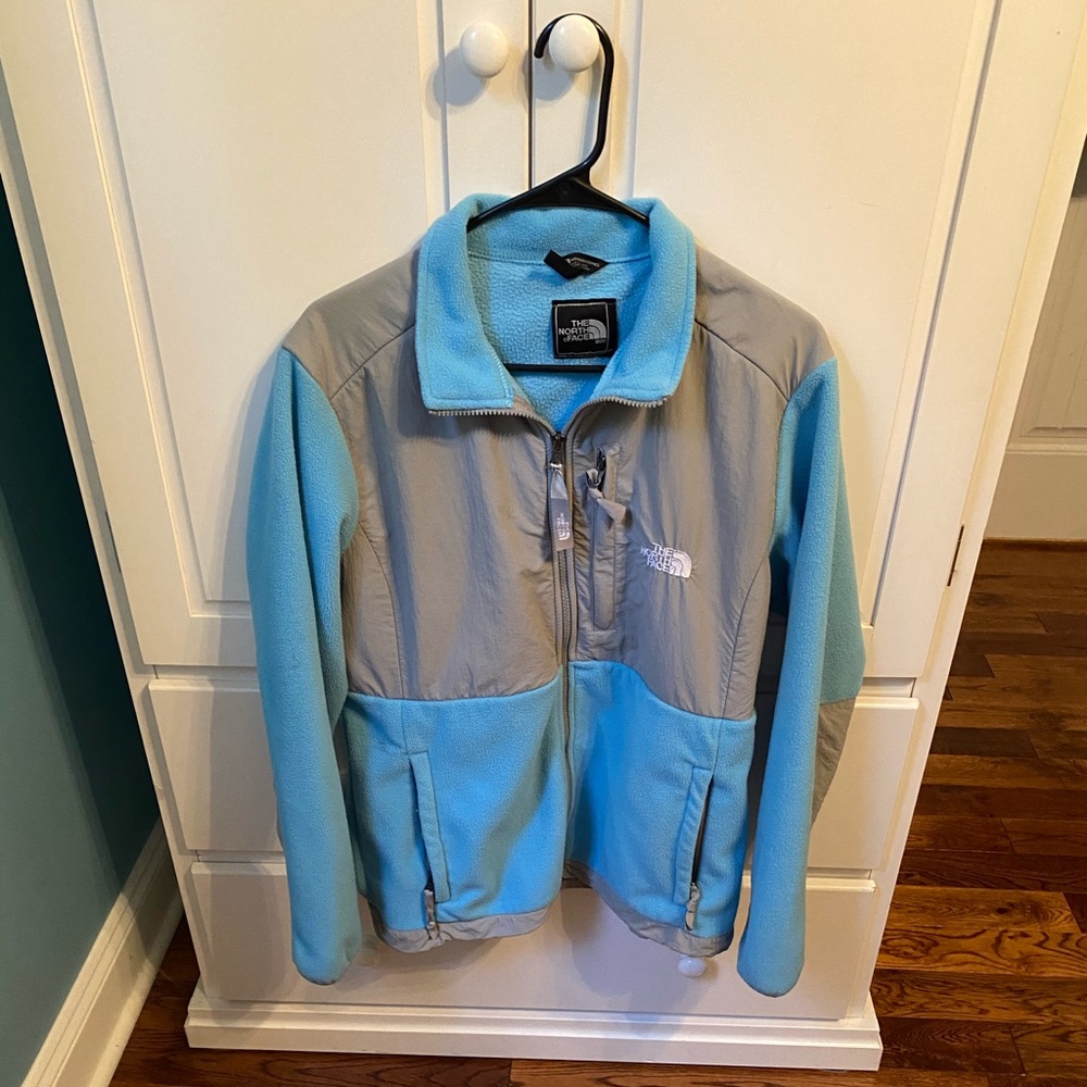 Blue North Face jacket size women’s extra large